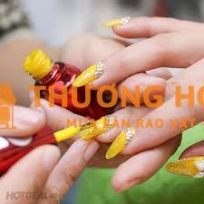Tuyển nhân viên nail - gội