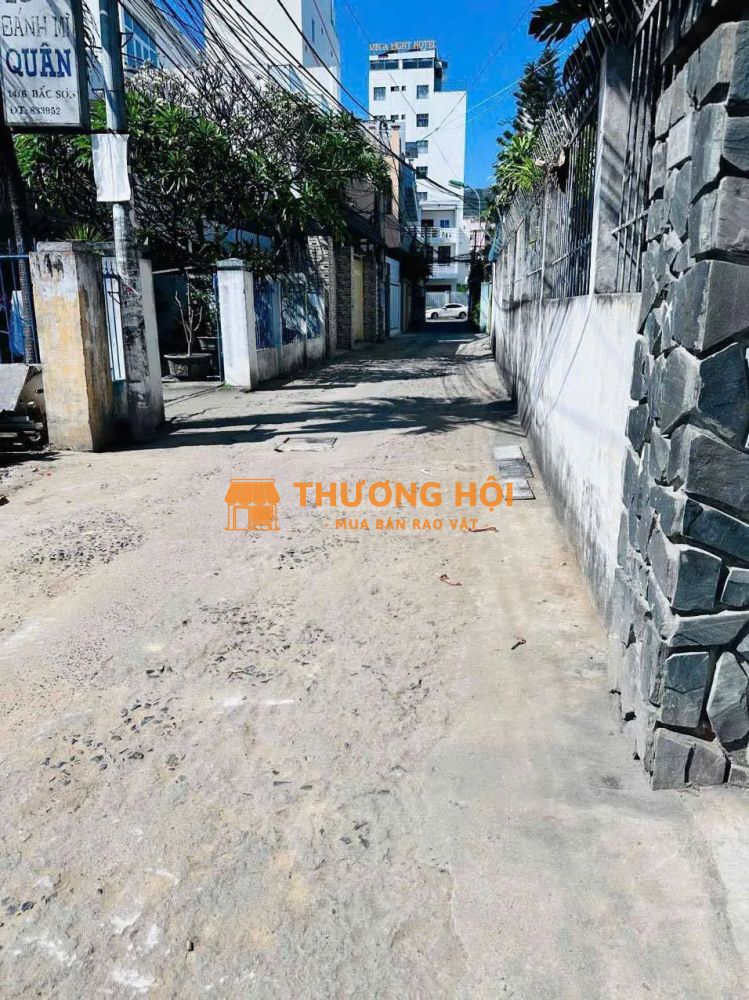 BÁN NHÀ HẺM ĐẶNG TẤT – GẦN BIỂN, 217M² – GIÁ CHỈ 12 TỶ (THƯƠNG LƯỢNG) • Vị trí: Hẻm đường Đặng
