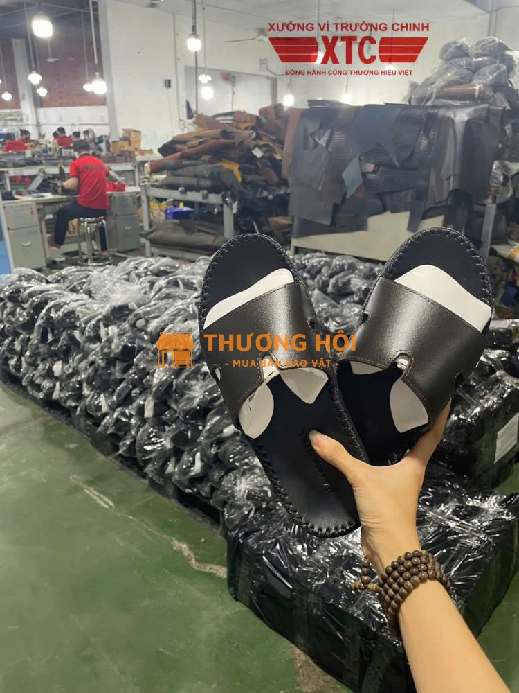 KHỞI NGHIỆP VỐN THẤP – NHẬP SỈ ĐỒ DA THẬT TẠI XƯỞNG XTC