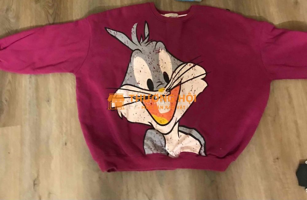 Sweater tím mùa đông