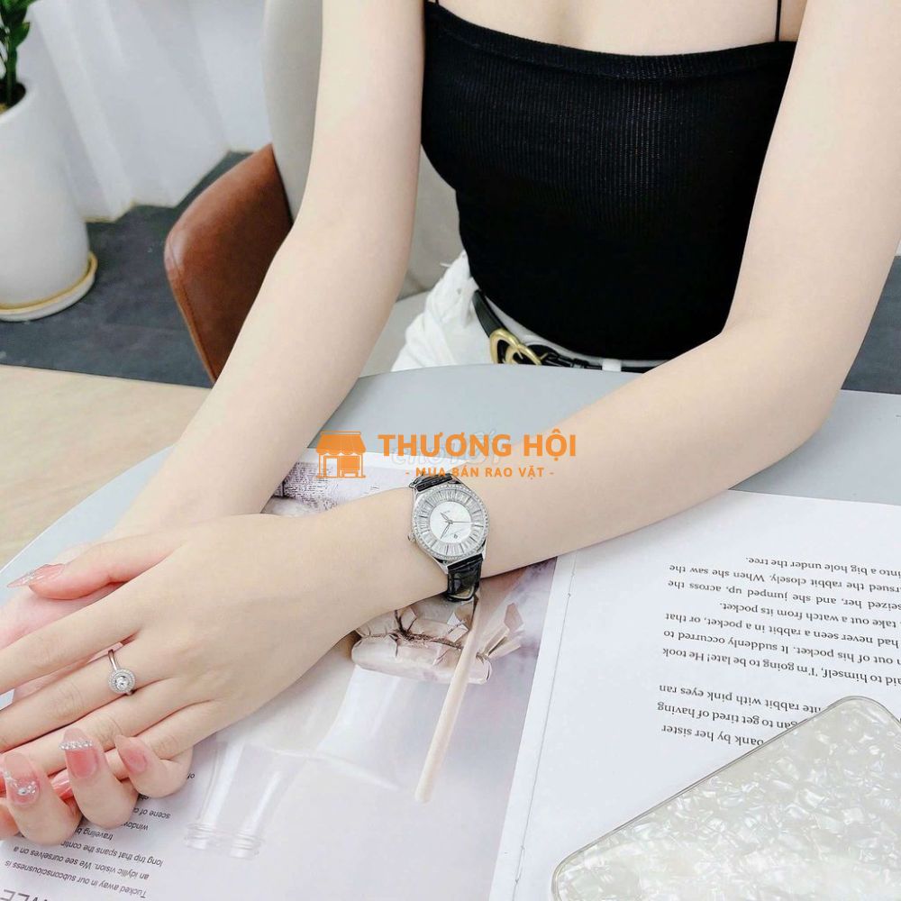 Christian Van Sant Luna mẫu mới on web