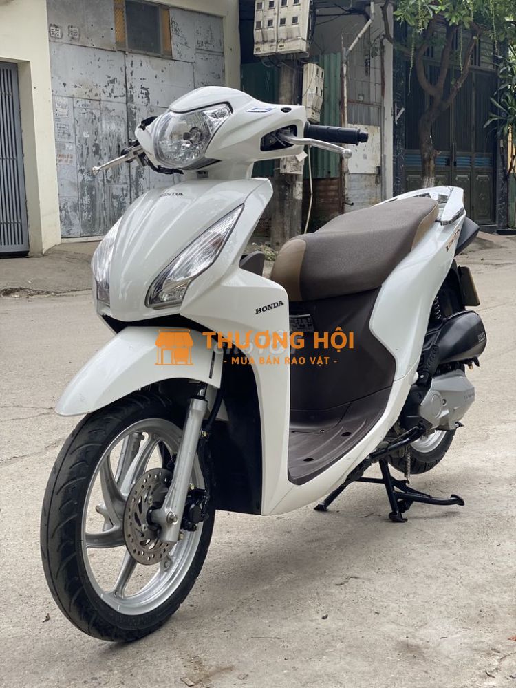 Vision 2019, xe chính chủ nữ dùng, mới 95%