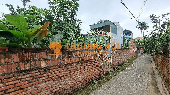 Đất KIM SƠN, Gia Lâm , Hà Nội. Dt 45m- mt 5m- giá chào bán 3 tỷ có gia lộc. Ô tô tải vào tận