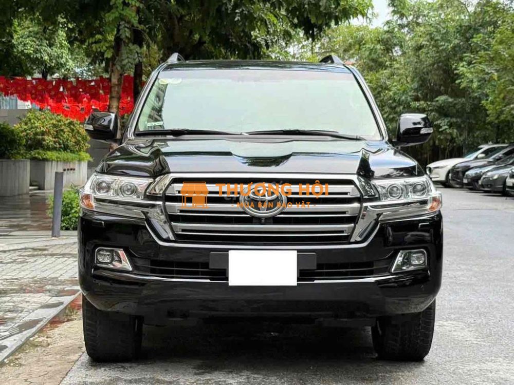 Toyota LandCruiser VX 4.6 V8 sx 2020 màu đen
