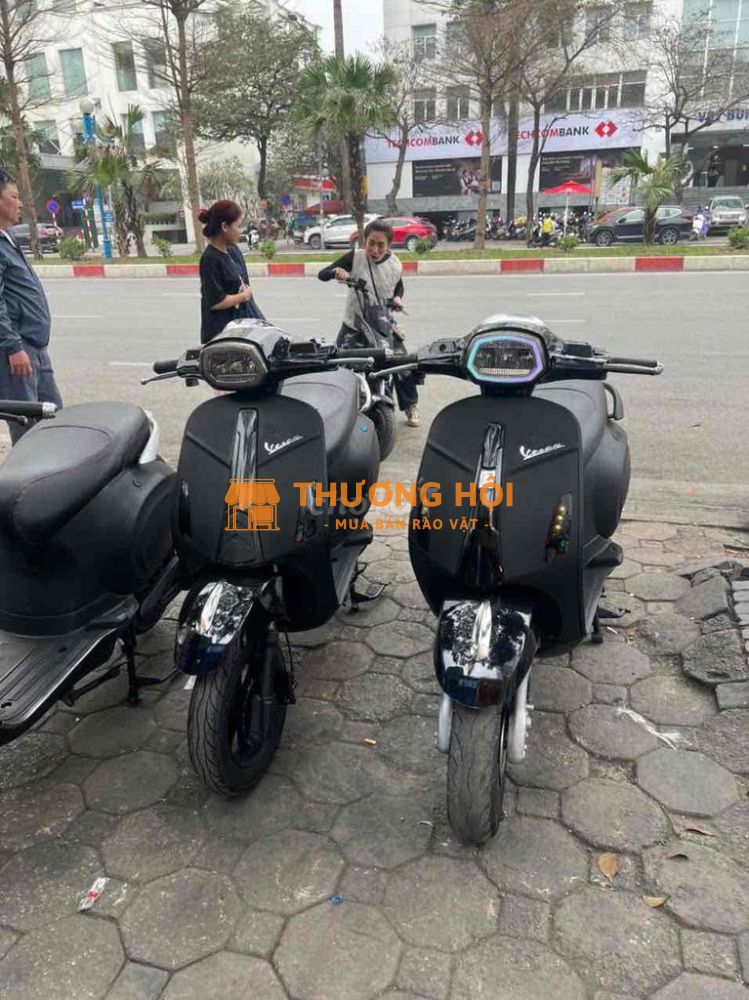 Xe điện Vespa đen nhám đèn vuông đầy đủ giấy tờ