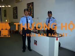 TUYỂN NAM BẢO VỆ TRỰC CÔNG TY CÓ NHÀ Ở BAO CƠM