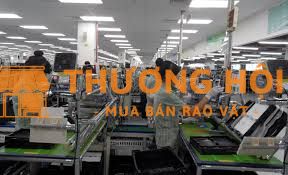 Công nhân linh kiện điện tử