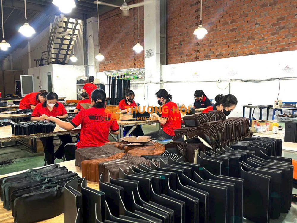 QUÀ TRI ÂN KHÁCH HÀNG – SANG TRỌNG VÀ Ý NGHĨA VỚI VÍ DA XTC