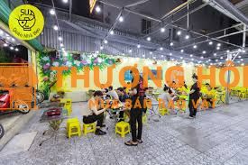 LẨU CÁ 69K TUYỂN PHỤ BẾP VÀ PHỤC VỤ