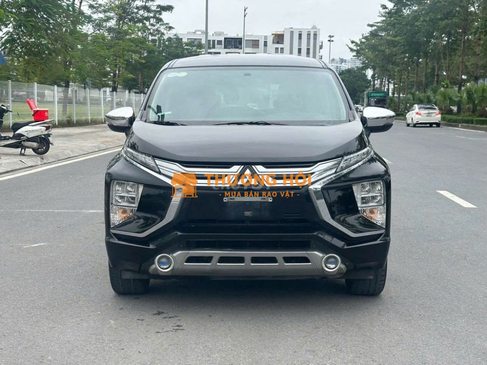 Mitsubishi Xpander AT 2021 màu đen