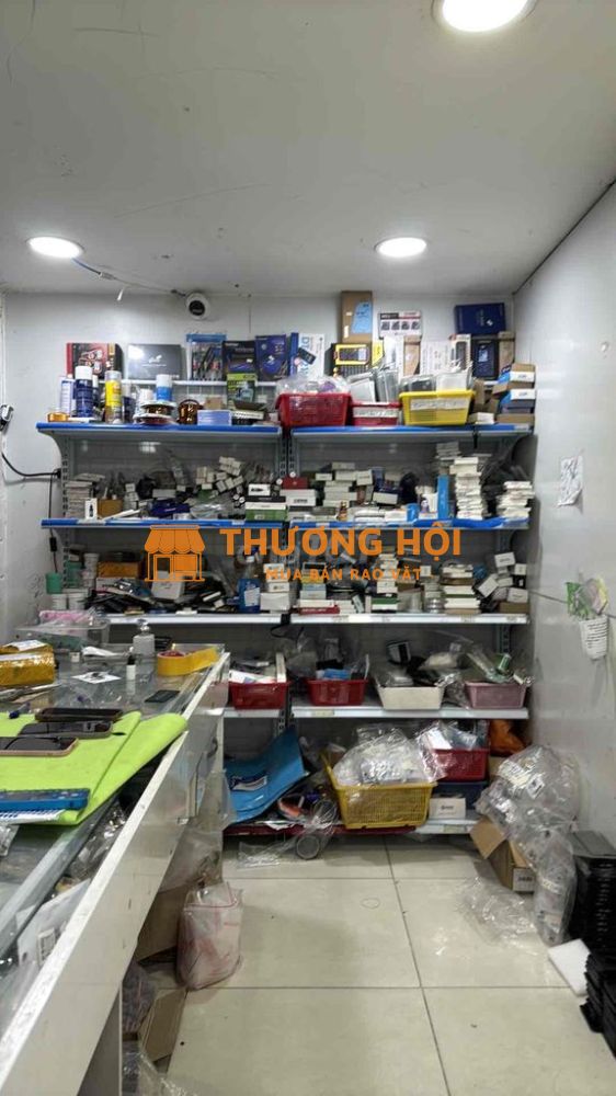 quận 10 cần tuyển