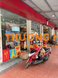 Tìm 1 bạn nữ phụ tạp hóa ca sáng