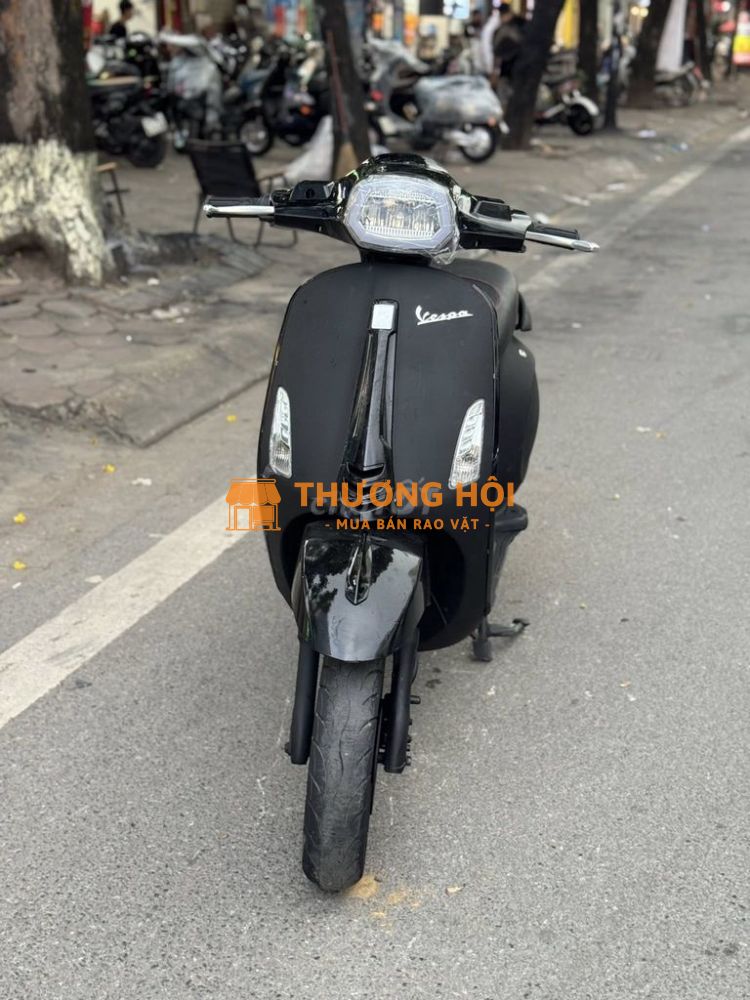 Vespa đen nhám bình bao khoẻ