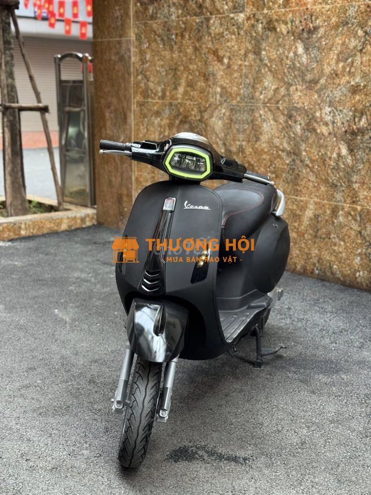 Vespa đen nhám bình mới thay bao khoẻ