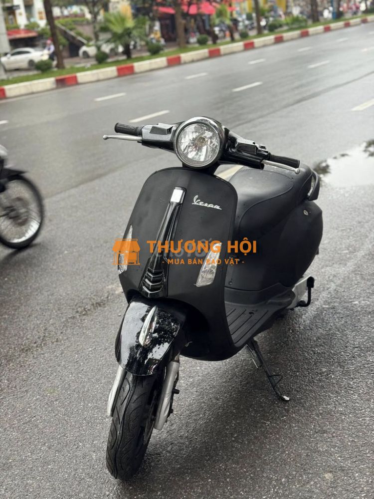 Vespa đen nhám bình mới thay bao khoẻ