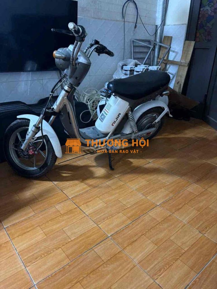 xe điện nijia mới thay bình