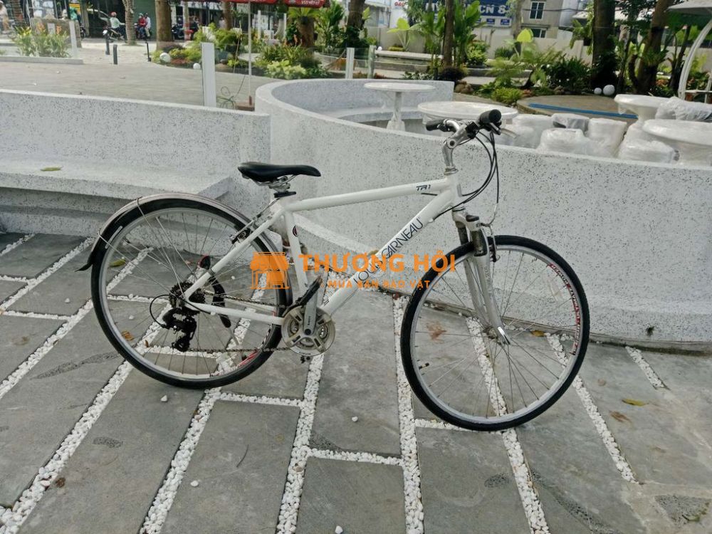 Xe đạp Louis Garneau khung nhôm Nhật