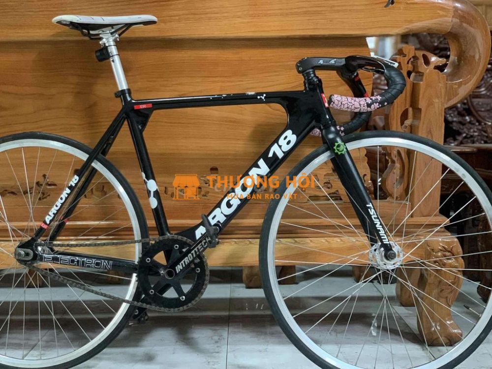 Xe đạp Argon 18 Carbon Đen