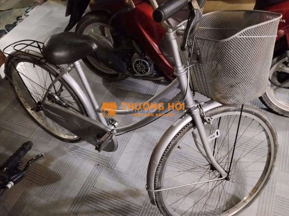 Xe đap người lớn và trẻ em