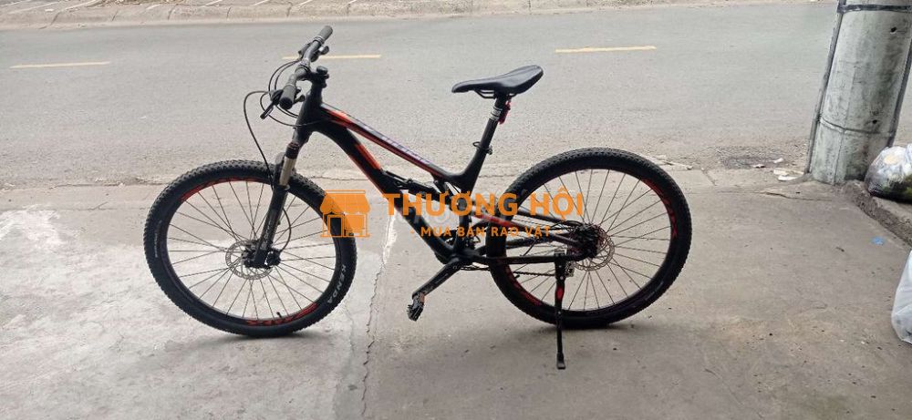 Cần pass lại đam mê ạ giá cực mềm gần như là lỗ🥀