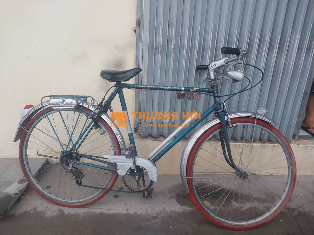 Xe đạp cổ điển màu Xanh