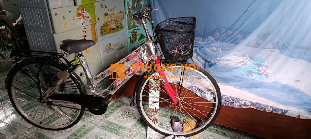 Xe đạp Thống Nhất màu Bạc, Đỏ, Đen mới