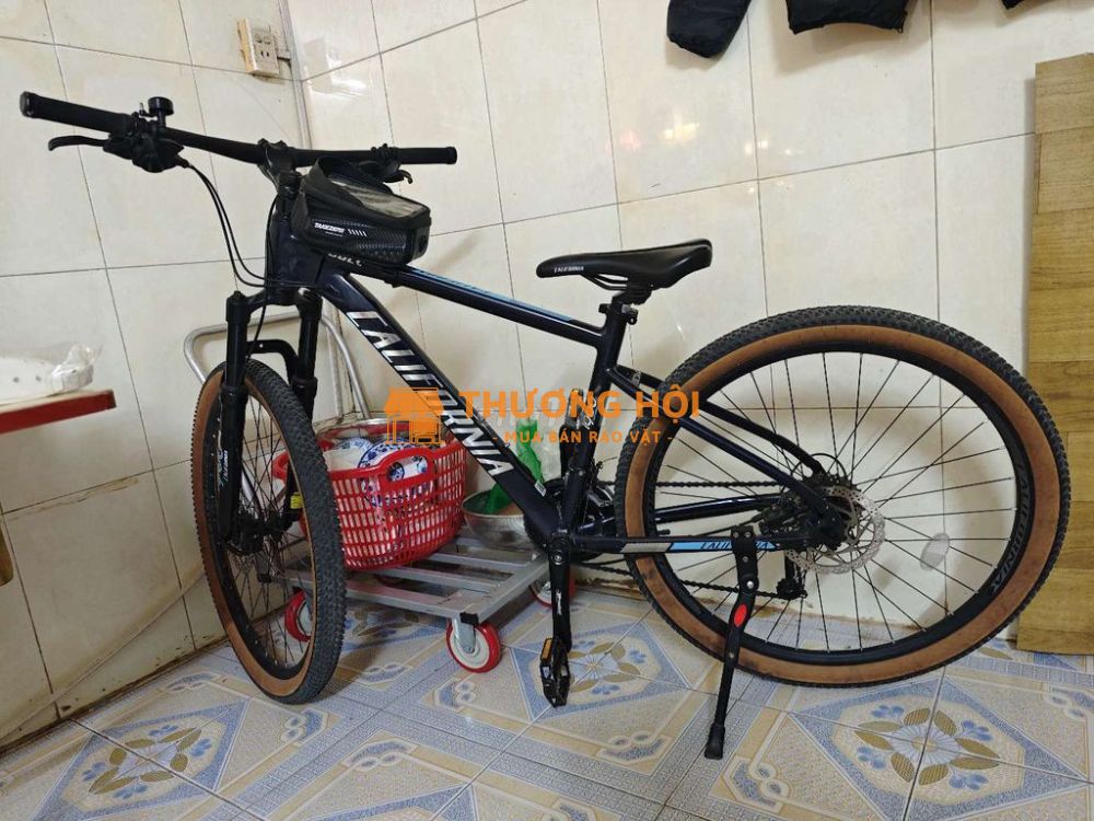 Xe đạp thể thao California 800CC (2022)