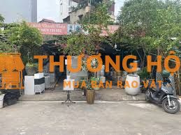 Phụ cửa hàng - 348 Hoàng Hoa Thám