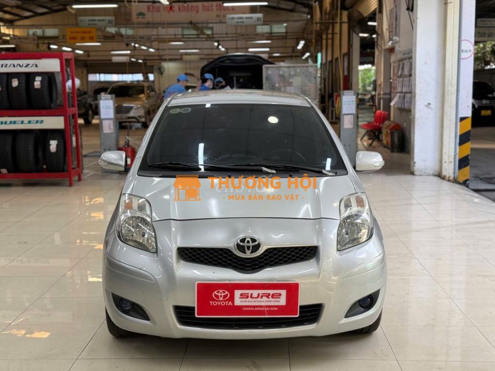 Yaris 2011 1.5 AT - 118.875 km - Còn Giảm Lộc