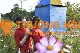 Tuyển Nữ Biết Chụp Ảnh, Sửa Hình trên điện thoại