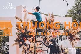Tuyển thợ decor tiệc nam