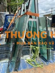 Tuyển lao động phổ thông phụ làm nhôm kính