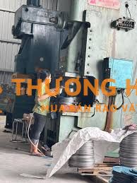 TUYỂN DỤNG LAO ĐỘNG PHỔ THÔNG THỢ DẬP INOX
