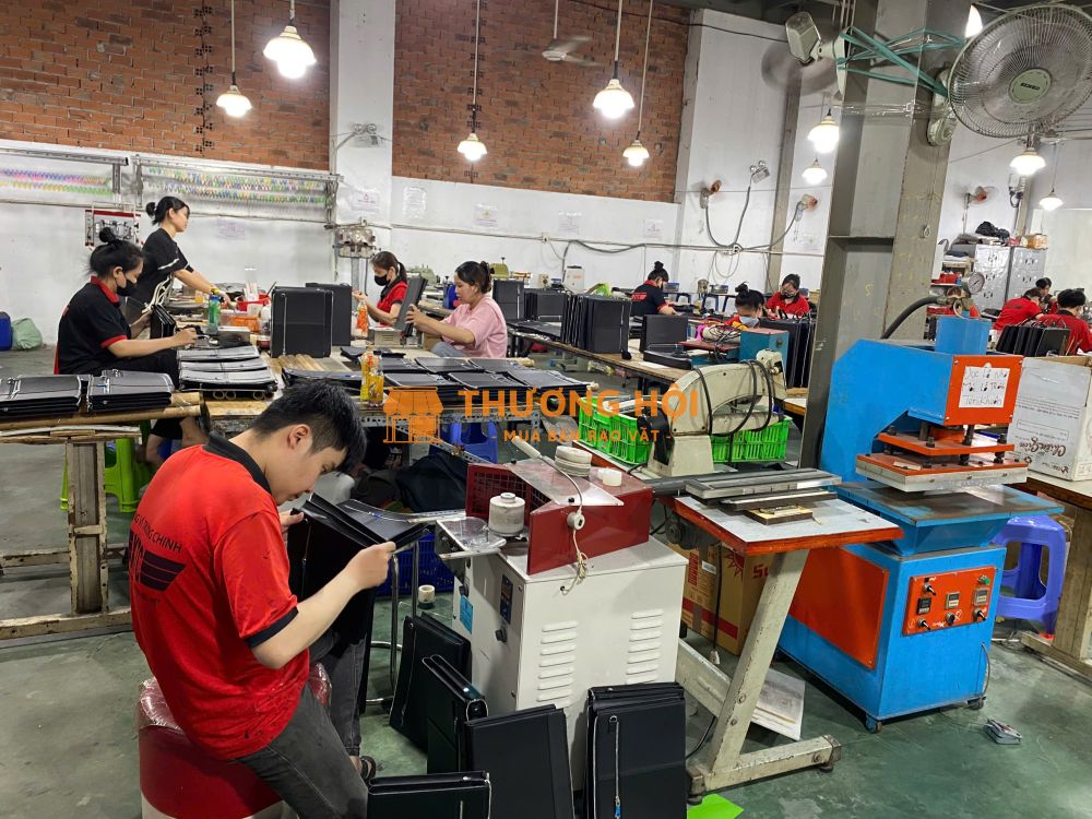 NHẬN LÀM QUÀ TẶNG ĐỒ DA SỐ LƯỢNG LỚN – QUÀ CUỐI NĂM – CÓ VAT | +84898024565