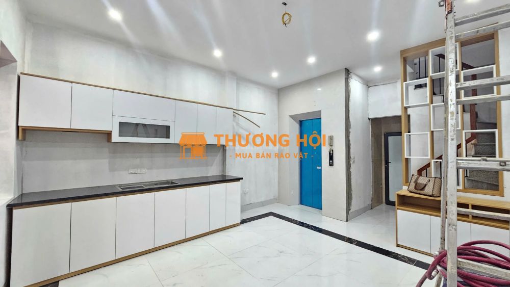 BÁN NHÀ 5 TẦNG, XUÂN ĐỈNH - BẮC TỪ LIÊM. SỔ VUÔNG, Ô TÔ ĐỖ CỔNG. GIÁ NHỈNH 4 tỷ