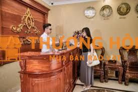 Tuyển 1 lễ tân ca chiều