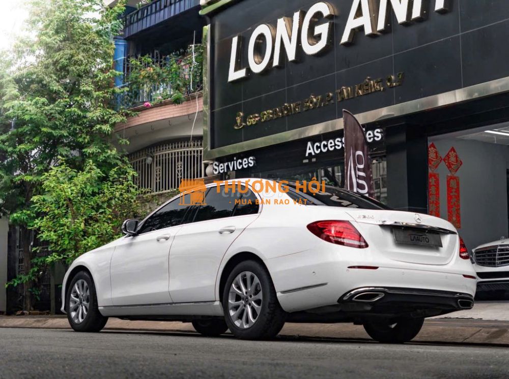 Mercedes Benz E200 2017 - 82000 km