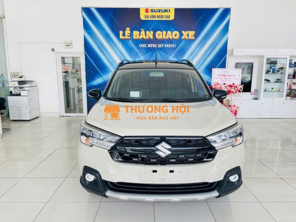 Suzuki XL7 7 chỗ, ưu đãi 100% t.bạ, 175 tr nhận xe