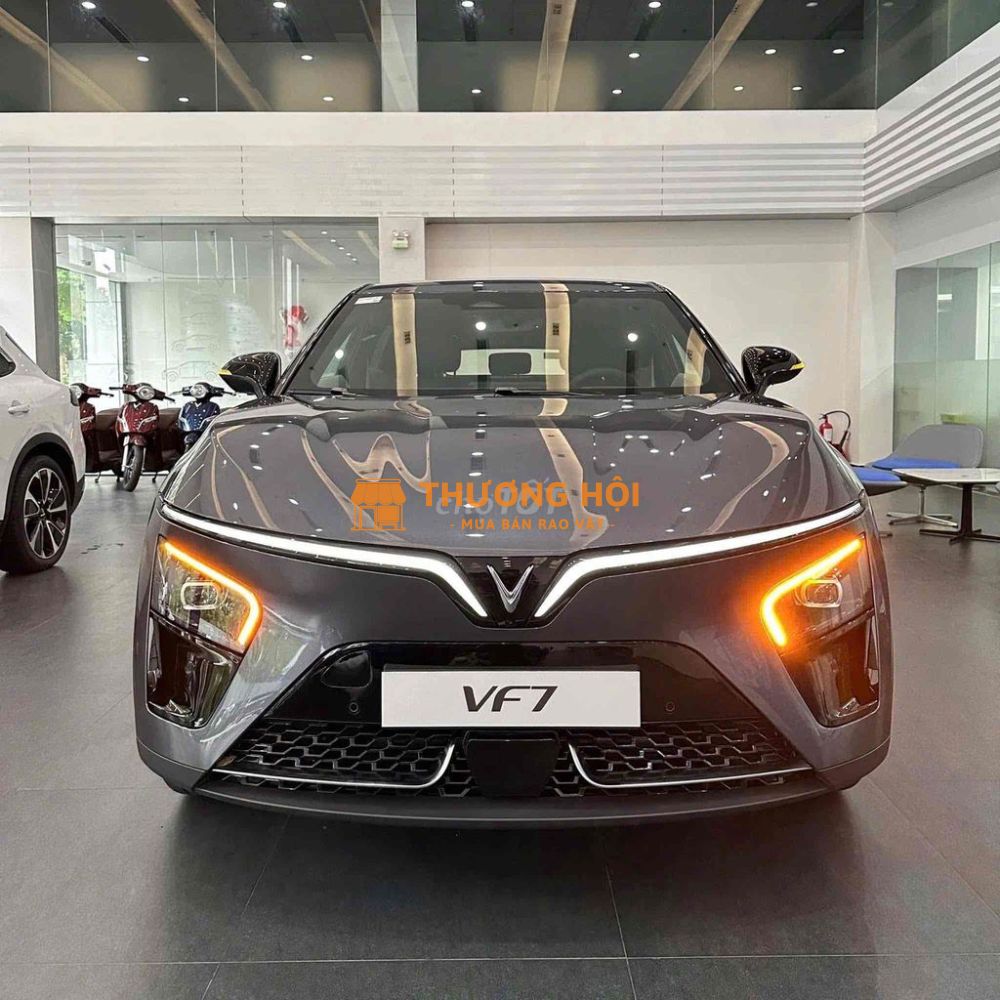 VinFast VF7 2025 đủ màu giao ngay giá tốt nhiều PK