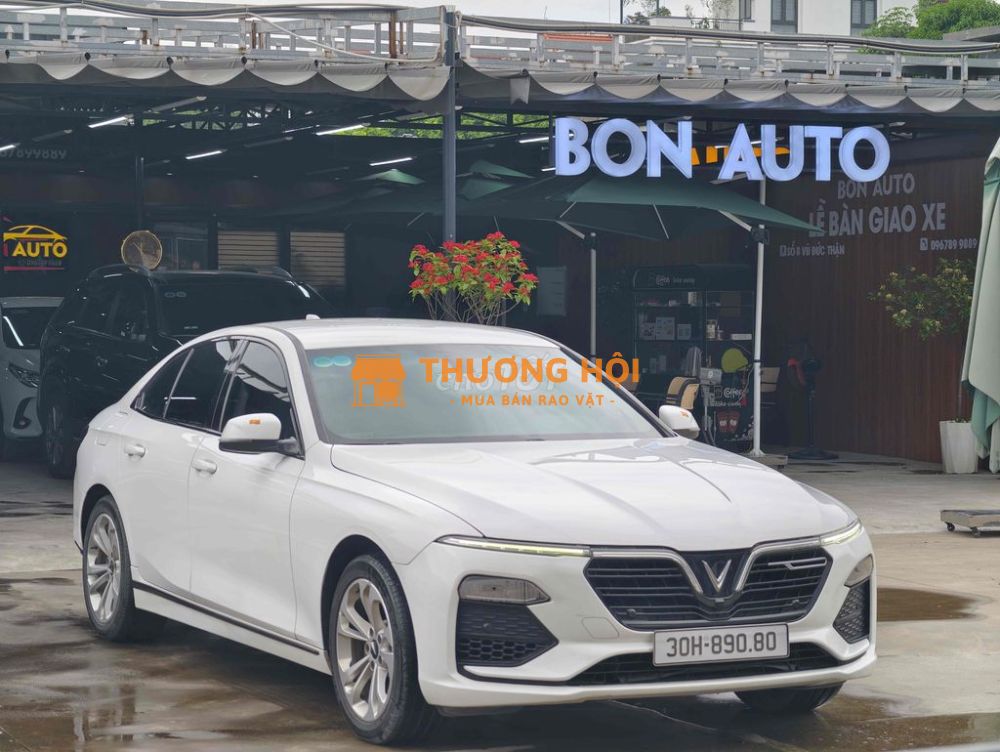 VinFast Lux A2.0 2019 2.0 AT - km màu trắng