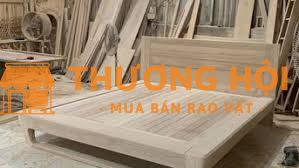 Cần gấp thợ mộc, có tay nghề kinh nghiệm gỗ tự nhiên bao ăn ở BC TPHCM