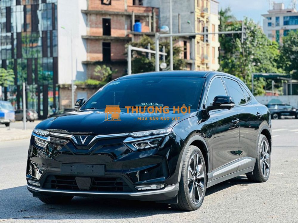 VinFast VF8 Plus 2022 Đen