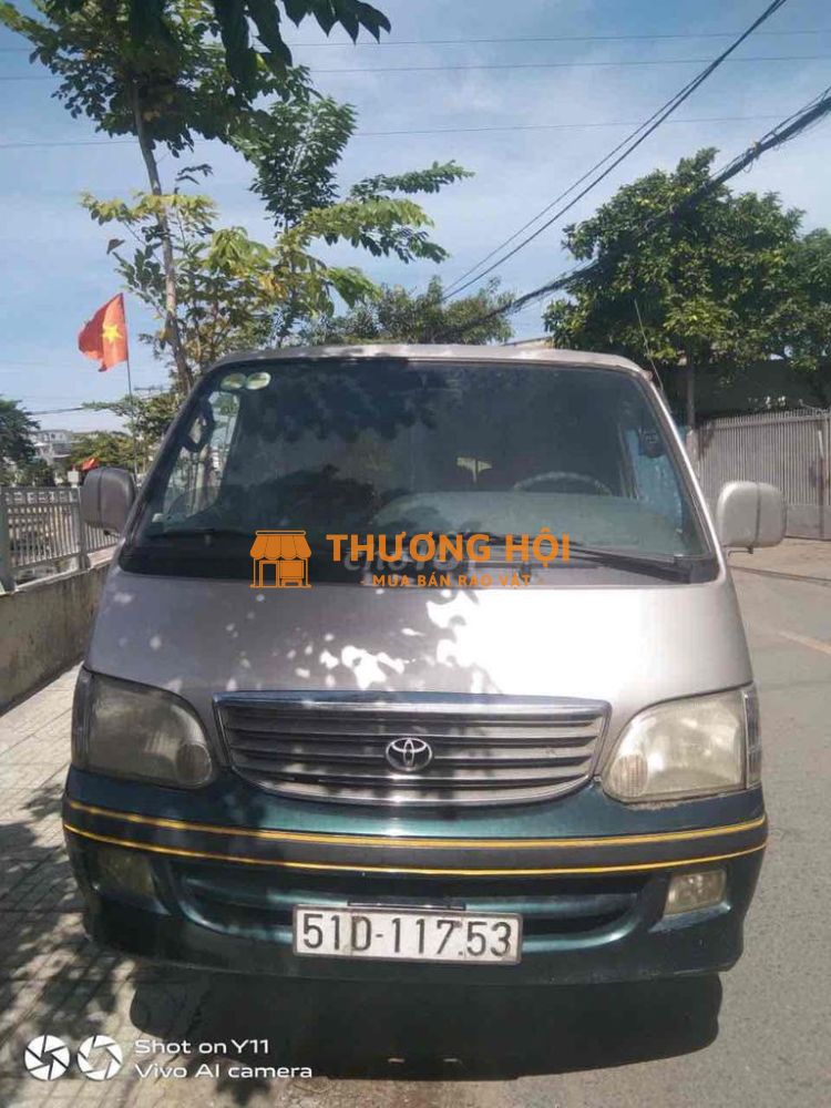 Bán xe Toyota van đời 202 mới đăng kiểm xe nhập xị