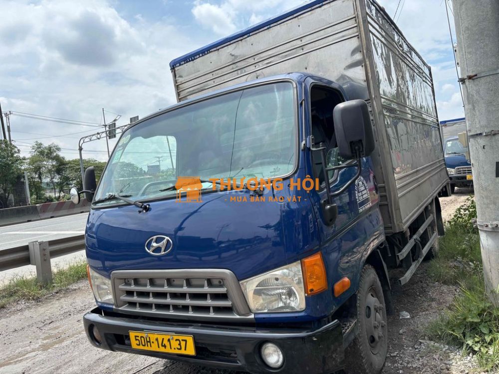 Huyndai hd65 1,8t đời 2014 thùng 4,4*2,1*2 mlanh
