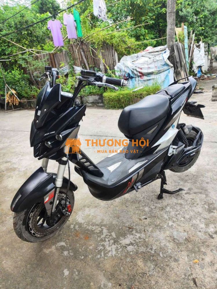 Xe máy điện Di Ao màu Đen