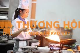 Tuyển dụng bếp thuê khoán, 50-55tr tuỳ năng lực cv