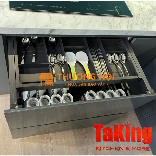 Khay chia bát đĩa đa năng TaKing, chất liệu nhôm cao cấp, chắc chắn