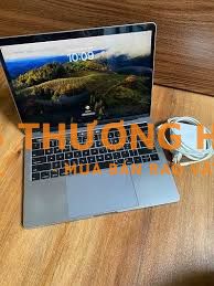 MACBOOK PRO 2019 13" 16GB 256GB MÁY MỚI KO TRẦY XƯỚC