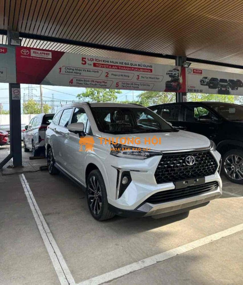 Toyota Veloz Top tặng 150% thuế-Giá lăn bánh rẽ