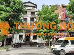 CẦN GẤP 3 NAM GIỮ XE QUÁN TRÀ SỮA TỪ 07H-15H Ở BÌNH THẠNH - TÂN BÌNH